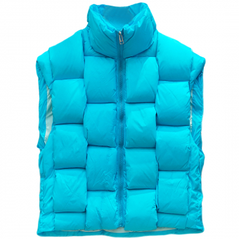 Жилет на кнопках вертикальное объемное плетение прямоугольники