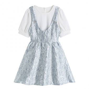 Комплект сарафан мини 2 броши в виде банта + футболка рельефная ткань