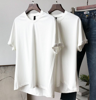 Футболка белая длинная сзади шов