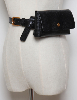 Сумка-кошелек на пояс на кнопке змеиный принт