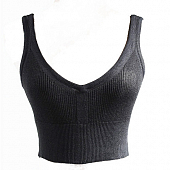 Картинка Топ короткая майка черный трикотаж полоса по середине от магазина LonnaMag