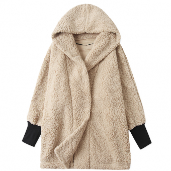 Пальто плюш широкое капюшон черные манжеты