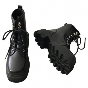 Ботинки грубые на шнуровке тракторная подошва квадратный нос