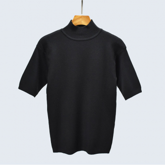 Футболка с воротом ровный трикотаж