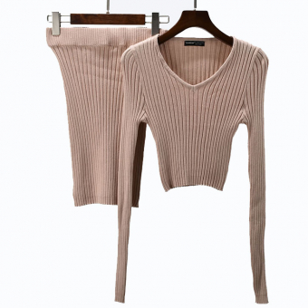 Комлект трикотаж рубчик джемпер V вырез + юбка мини (беж)