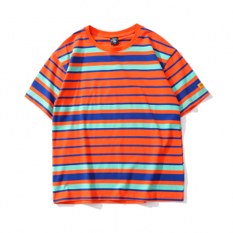 Футболка в широкую цветную полоску