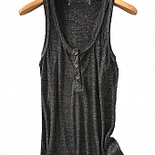 Картинка Майка пегая рубчик 3 деревяных пуговицы от магазина LonnaMag