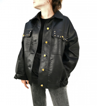 Куртка экокожа oversize на спине этно узор заклепки