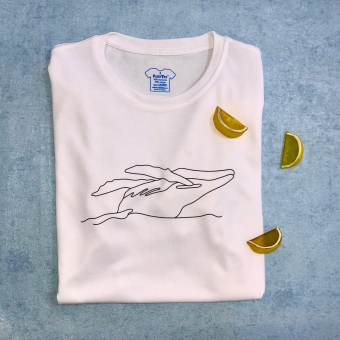 Футболка принт Контур Кит выныривает