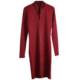 Платье миди трикотаж в рубчик на молнии ворот стойка черные буквы HI