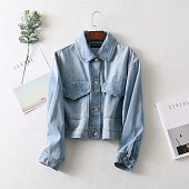 Картинка Джинсовка короткая прямая 2 накладных кармана с клапанами от магазина LonnaMag