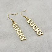 картинка Серьги слово LUCKY от магазина LonnaMag
