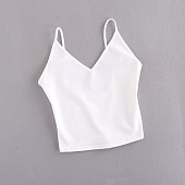 Картинка Топ майка тонкие лямки V вырез спереди на спине U вырез от магазина LonnaMag