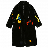 Картинка Шуба миди плотный мех нашивки яркие надписи смайлы от магазина LonnaMag