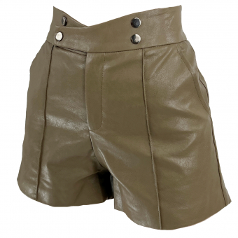 Шорты мини эко кожа на поясе 4 кнопки по середине шов