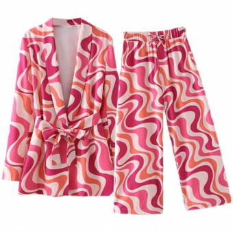 Костюм пиджак с поясом + брюки на резинке принт цветные волнистые полосы