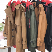 Картинка Куртка длинная эко-кожа дизайн под тренч красный капюшон от магазина LonnaMag