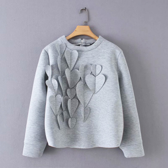Серый свитшот с пришитыми сердцами