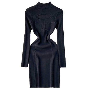 Картинка Платье трикотаж водолазка мини вырез на груди прошиты полосы чашки талия от магазина LonnaMag