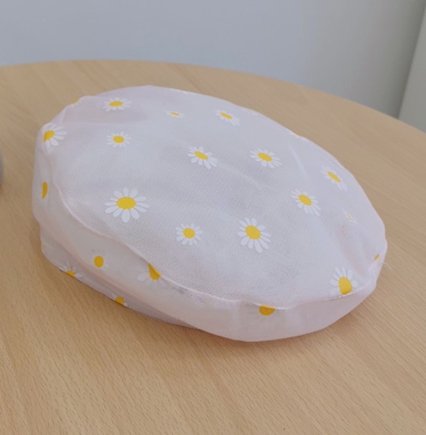 картинка Берет принт ромашки от магазина LonnaMag