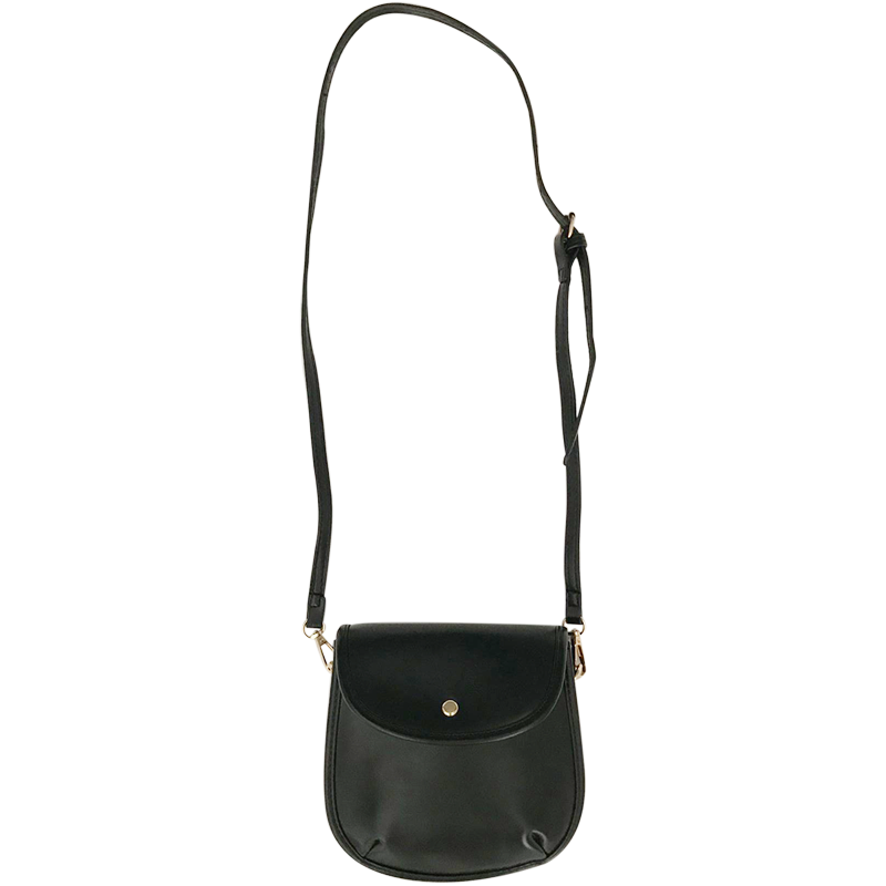 картинка Сумка мессенджер черная эко кожа золотая заклепка от магазина LonnaMag