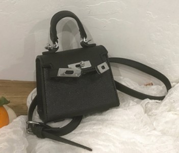 картинка Сумка мини в стиле  стиле Kelly + регулируемый плечевой ремнь от магазина LonnaMag