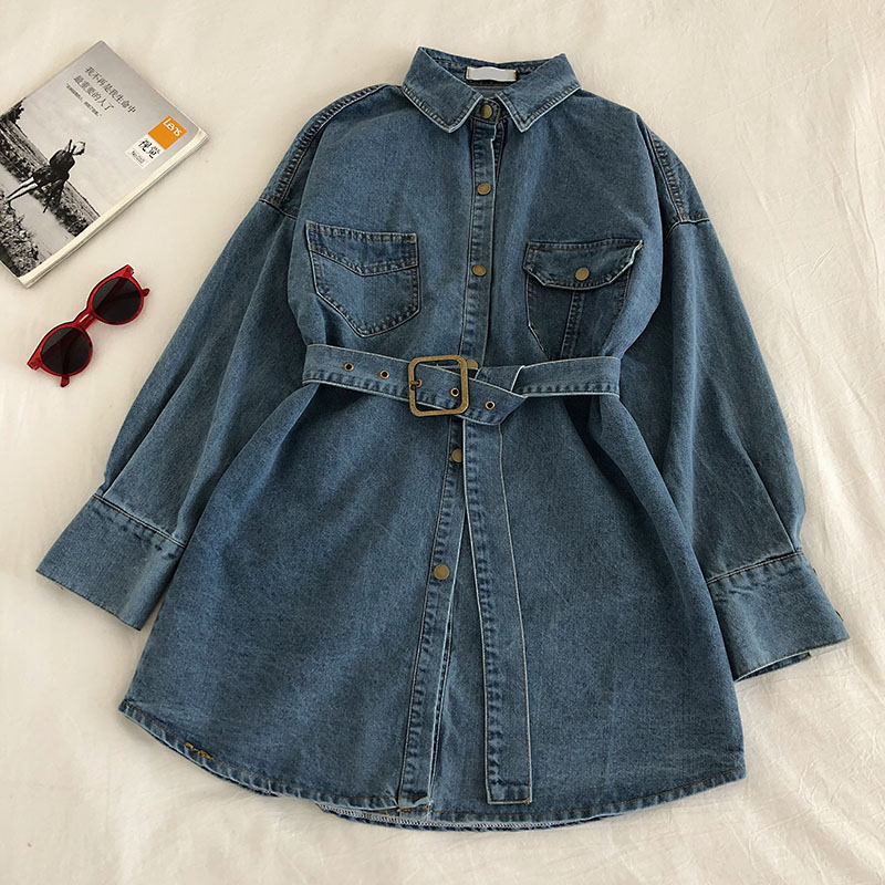 Картинка Платье рубашка джинс на кнопках + пояс с пряжкой от магазина LonnaMag