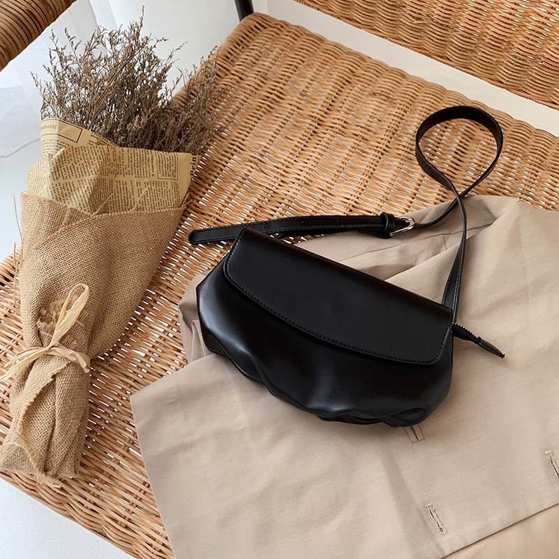 картинка Сумка мессенджер мягкая 3 цвета от магазина LonnaMag