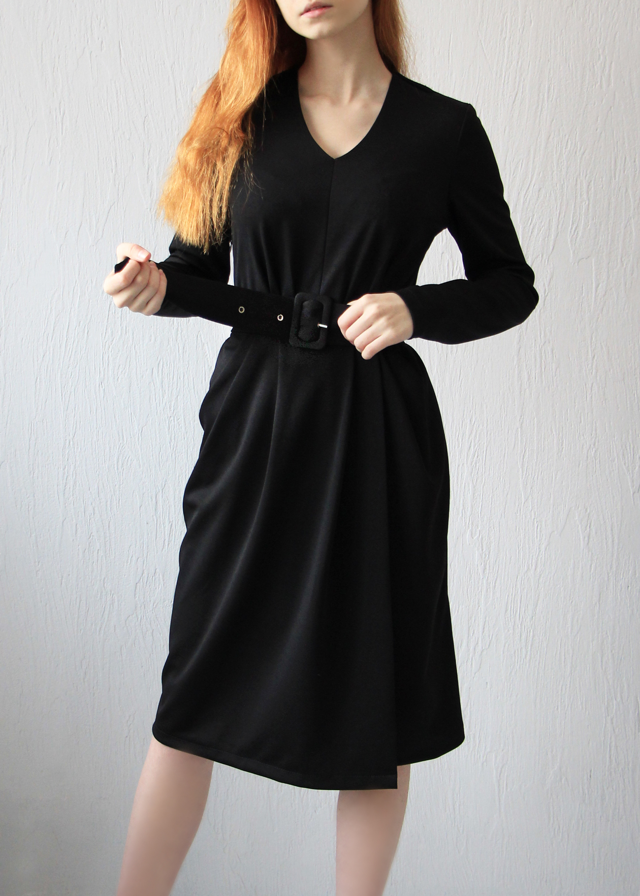 Картинка Платье драпировка на талии карманы + ремень из ткани в цвет от магазина LonnaMag