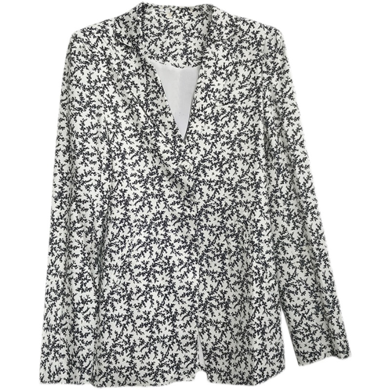 Картинка Пиджак длинный черно-белый мелкий принт цветы ветки от магазина LonnaMag