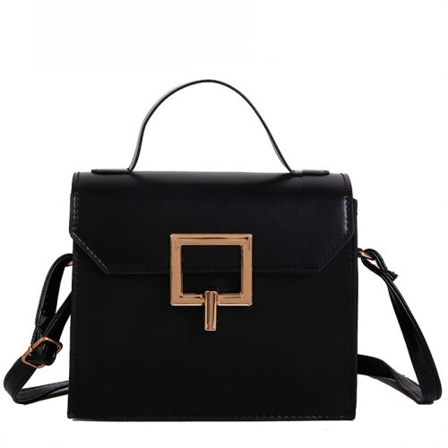 картинка Сумка crossbody клапан квадратная пряжка с палочкой от магазина LonnaMag