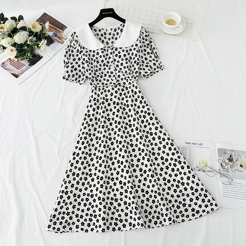 Картинка Платье миди воротник и пуговицы в цвет принт цветочки от магазина LonnaMag