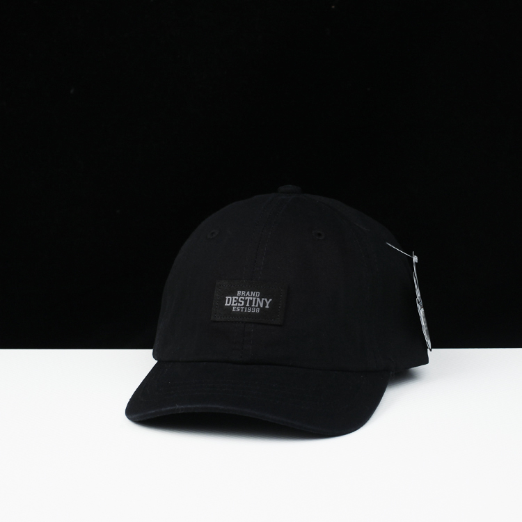 картинка Кепка черная нашивка Brand Destiny от магазина LonnaMag