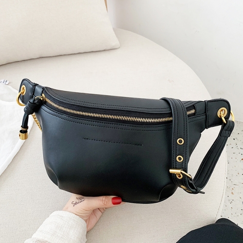 картинка Сумка барсетка через плечо ремешок наполовину цепь от магазина LonnaMag