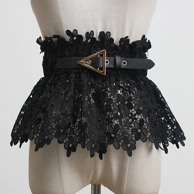 картинка Пояс баска из кружевной ткани спереди ремень с пряжкой треугольник от магазина LonnaMag