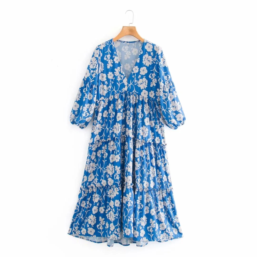 Картинка Платье клеш уровнями от груди белый узор цветы от магазина LonnaMag