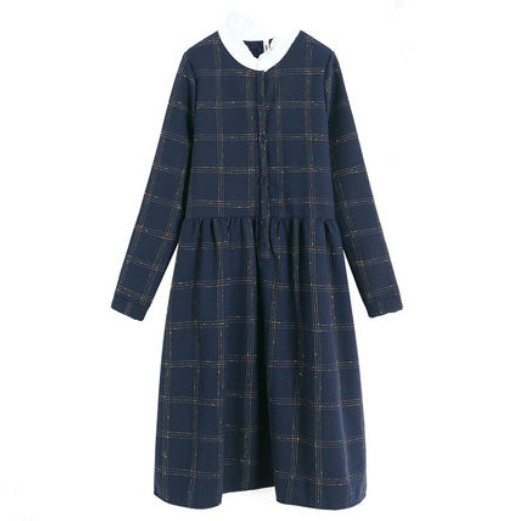 Картинка Платье школьное длинный рукав пуговицы белый воротник цветные строчки клетка  от магазина LonnaMag