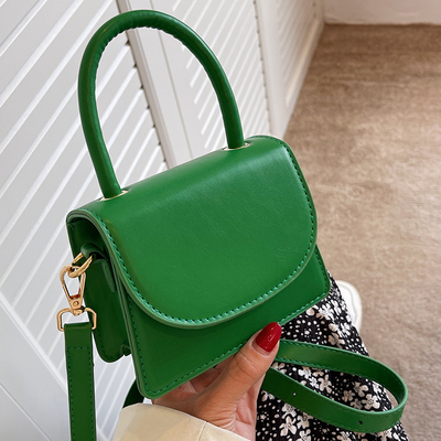 картинка Сумка мини кросс боди однотон короткая ручка + длинный ремешок от магазина LonnaMag