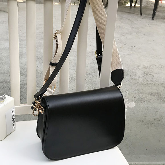 картинка Сумка мессенджер эко кожа округлые углы кожаный ремешок + тканевый от магазина LonnaMag