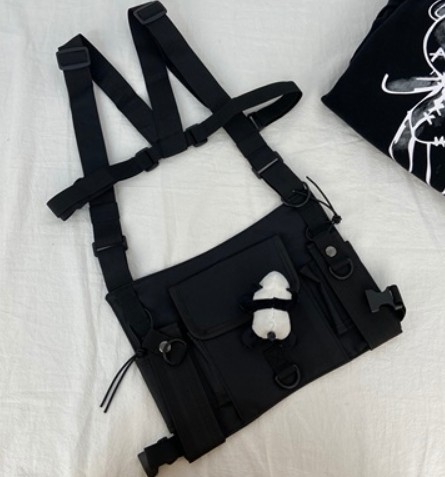 картинка Сумка нагрудная жилет регулируемые ремни + панда (большая) от магазина LonnaMag