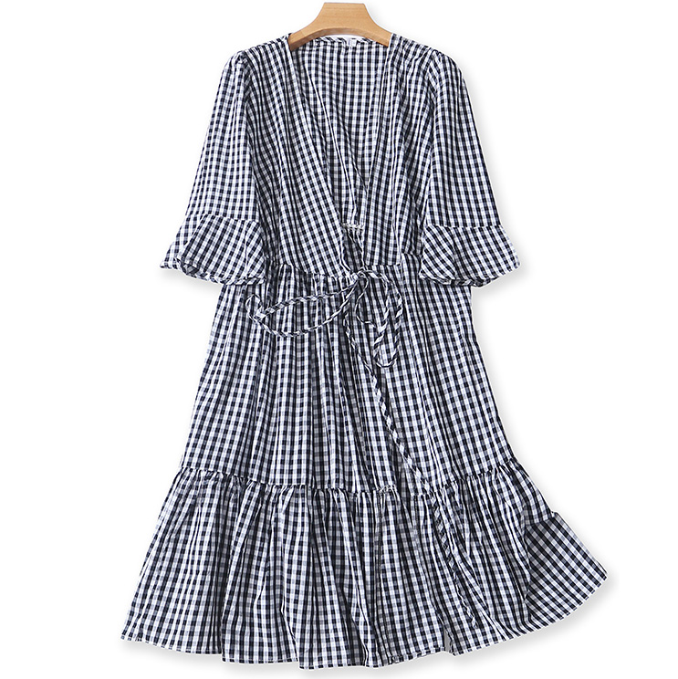 Картинка Платье на запах хлопок клетка виши воланы от магазина LonnaMag
