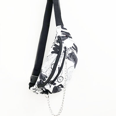 картинка Сумка мессенджер принт чб кроссовки + цепь от магазина LonnaMag