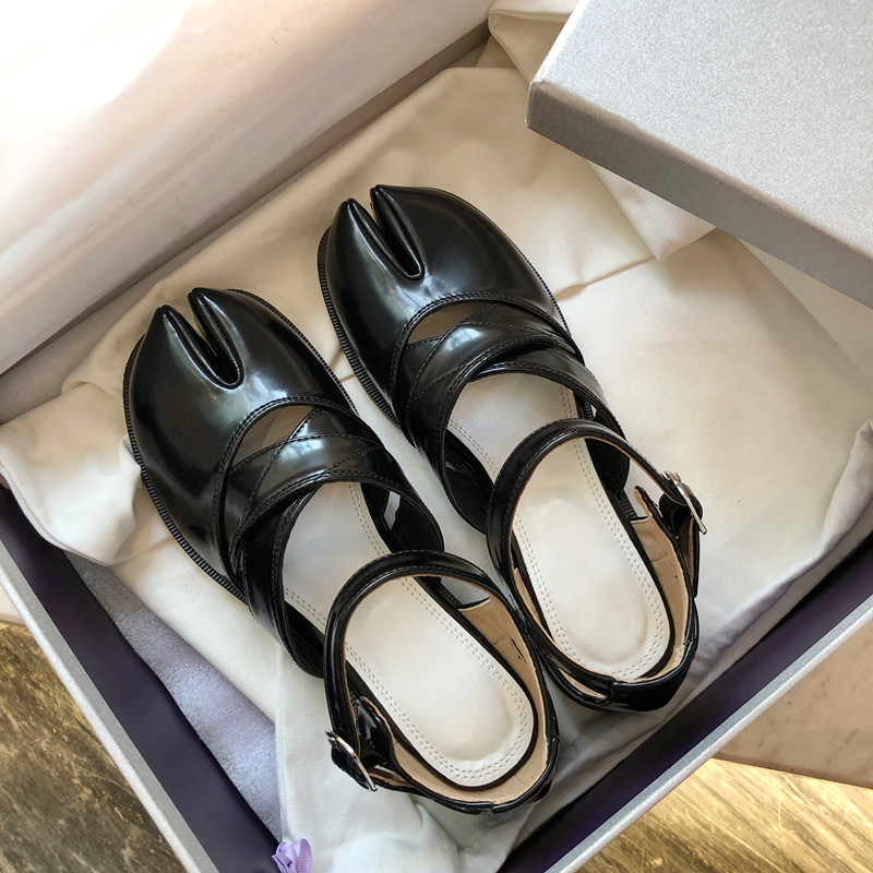 картинка Туфли в стиле Ninja shoes+ ремешок с пряжкой от магазина LonnaMag