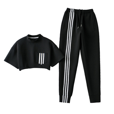 Картинка Костюм топ футболка + брюки 3 полосы от магазина LonnaMag