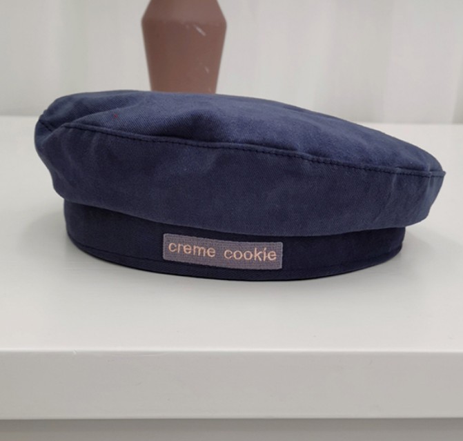 картинка Берет с нашивкой creme cookie от магазина LonnaMag