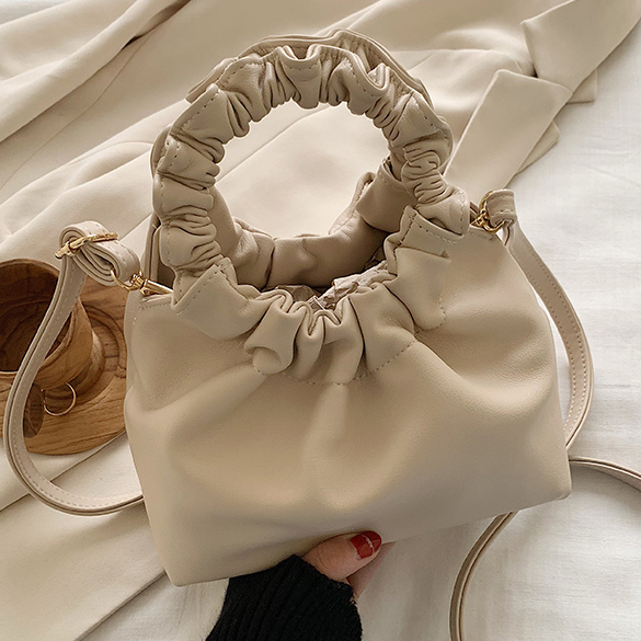 картинка Сумка мешочек круглая ручка со сборкой рюшей от магазина LonnaMag