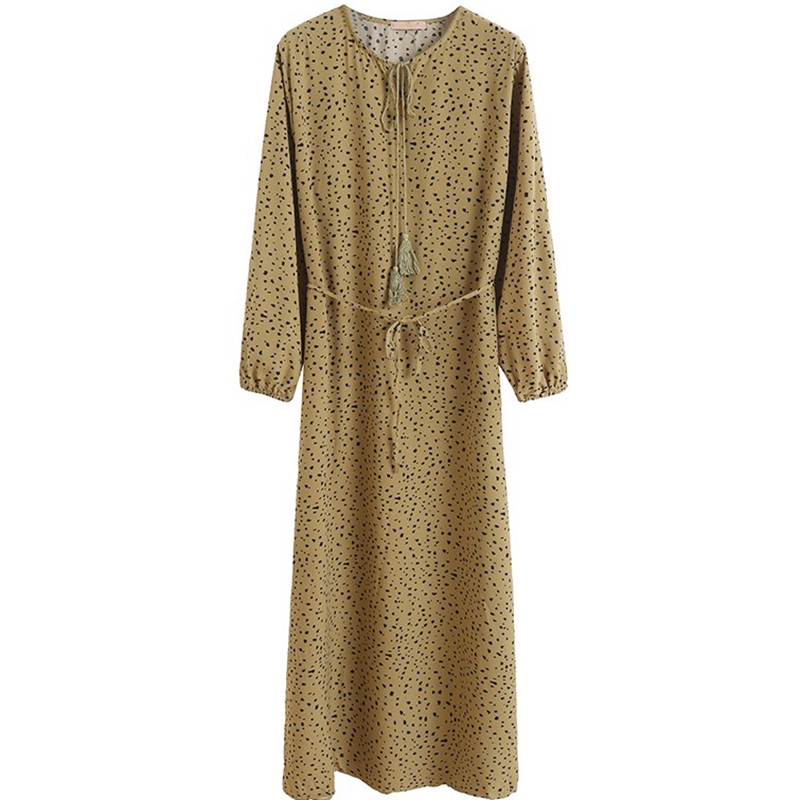 Картинка Платье макси завязки с кисточками черные пятнышки от магазина LonnaMag