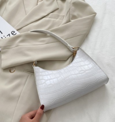 картинка Сумка тиснение крокодил трапеция от магазина LonnaMag