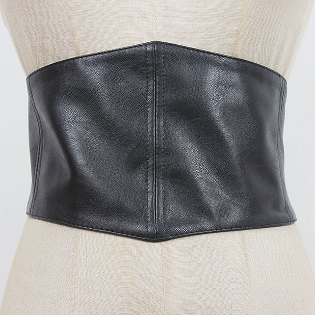 картинка Широкий пояс корсет эко кожа сзади резинка 3 кнопки швы спереди от магазина LonnaMag