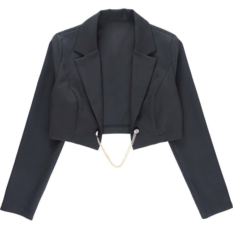 Картинка Пиджак укороченный застежка золотая цепь от магазина LonnaMag